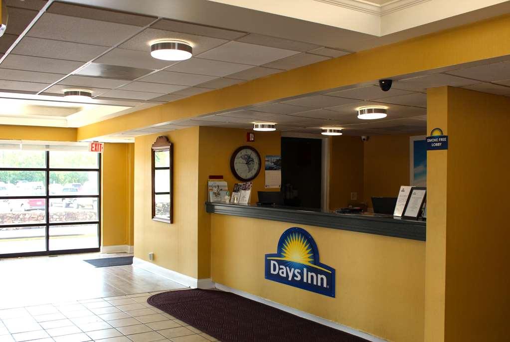 Days Inn By Wyndham Salem Interno foto